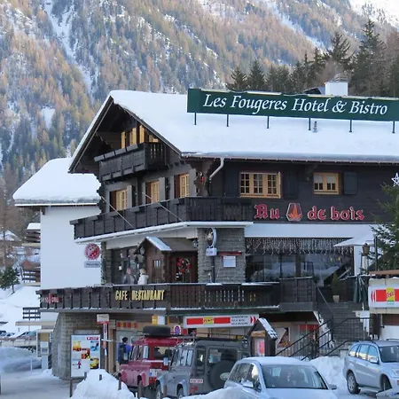 Les Fougeres And Bar Hotel